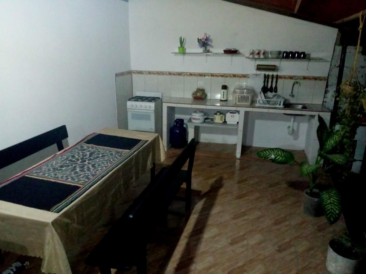 Backpacker Kitara House Hotel Tarapoto Buitenkant foto
