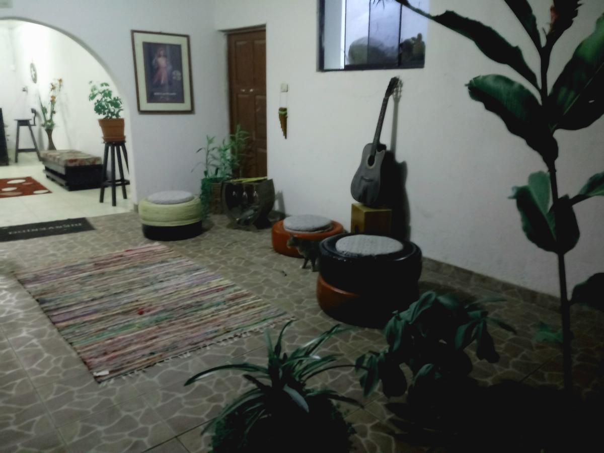 Backpacker Kitara House Hotel Tarapoto Buitenkant foto