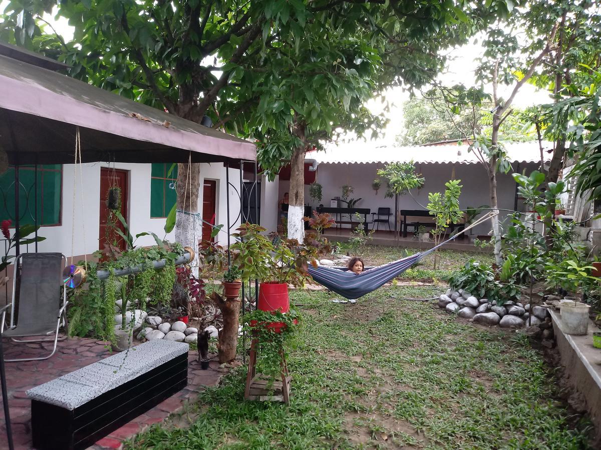 Backpacker Kitara House Hotel Tarapoto Buitenkant foto